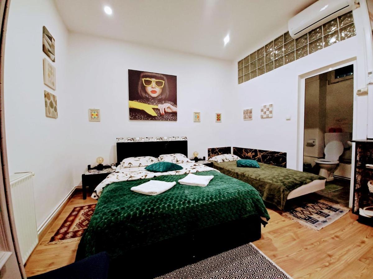 Brasov Central Studio Extérieur photo